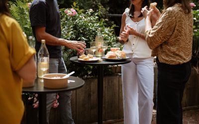 Pourquoi organiser une réunion d&rsquo;équipe hors des bureaux ? 5 bonnes raisons de changer de cadre